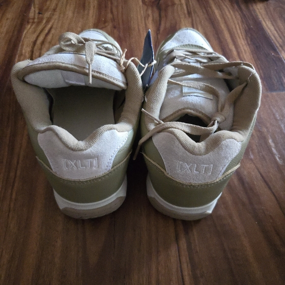 Vans Rowley XLT Premium Skate Men 10.5 Tan And White Suede 022026 - Picture 8 of 9